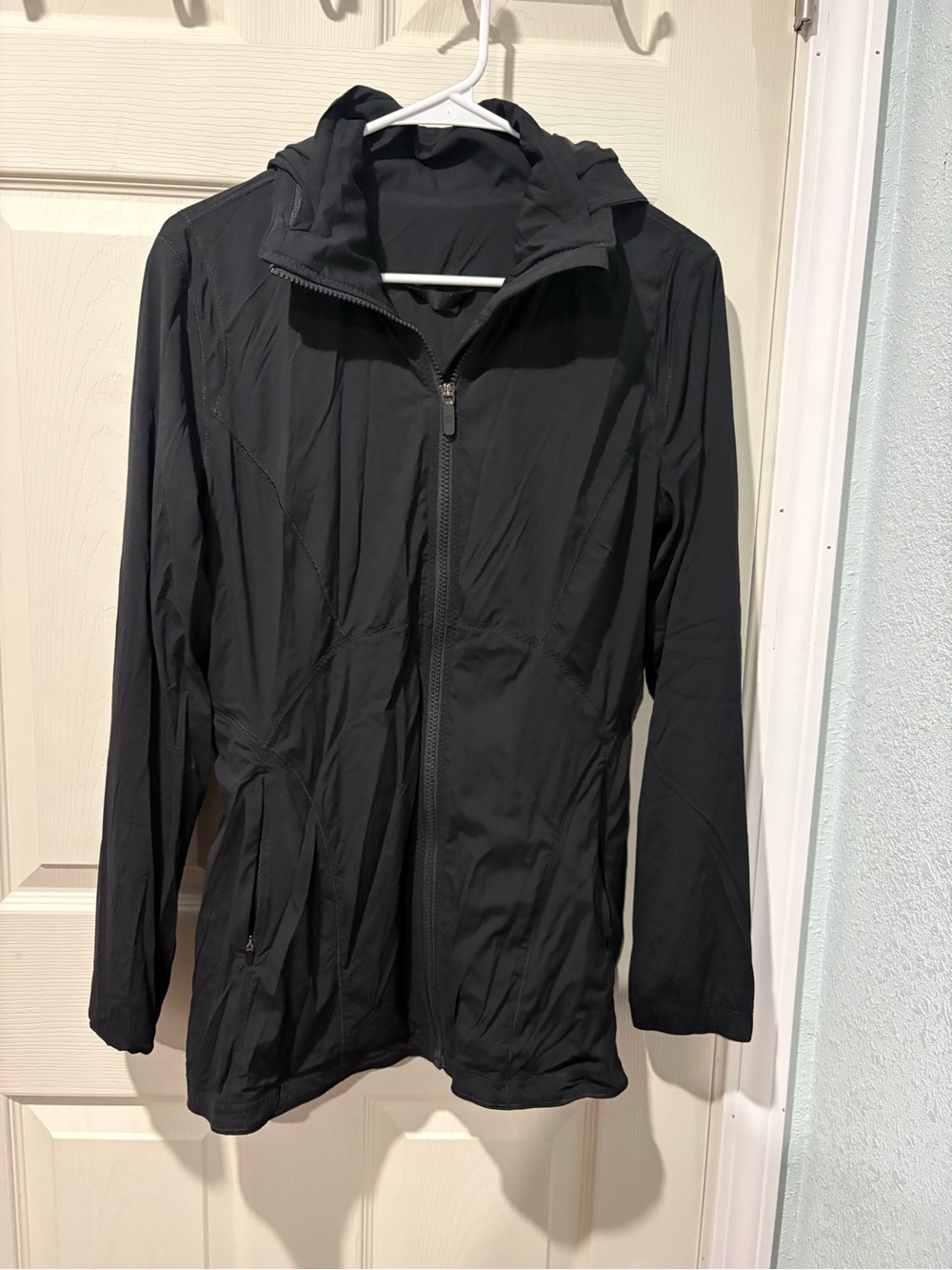 lululemon athletica Women's Black Lightweight Hooded Jacket